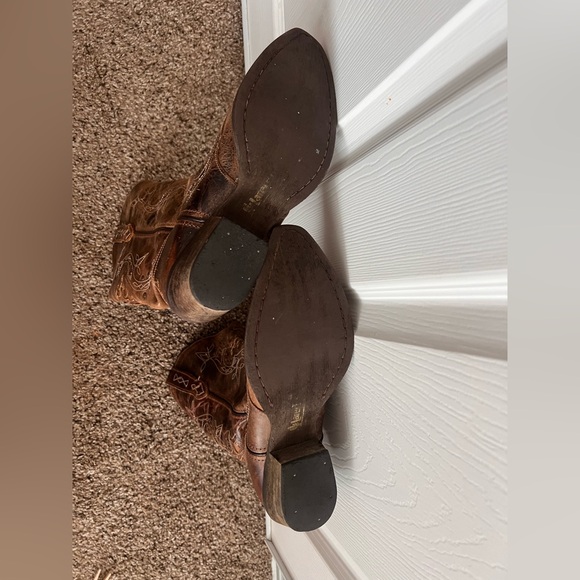 Laredo Ladies Brown Leather Boots - Picture 7 of 7